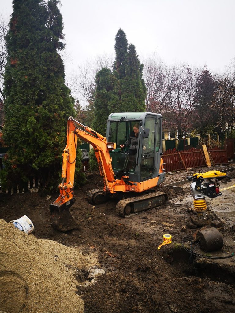 img-20221123-090616-min